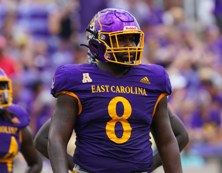 Bulls land ECU DL transfer Hickman - BullsInsider