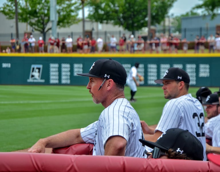 GamecockScoop  –  Sanders strugggles as Gamecocks drop 8-3 series opener to Auburn