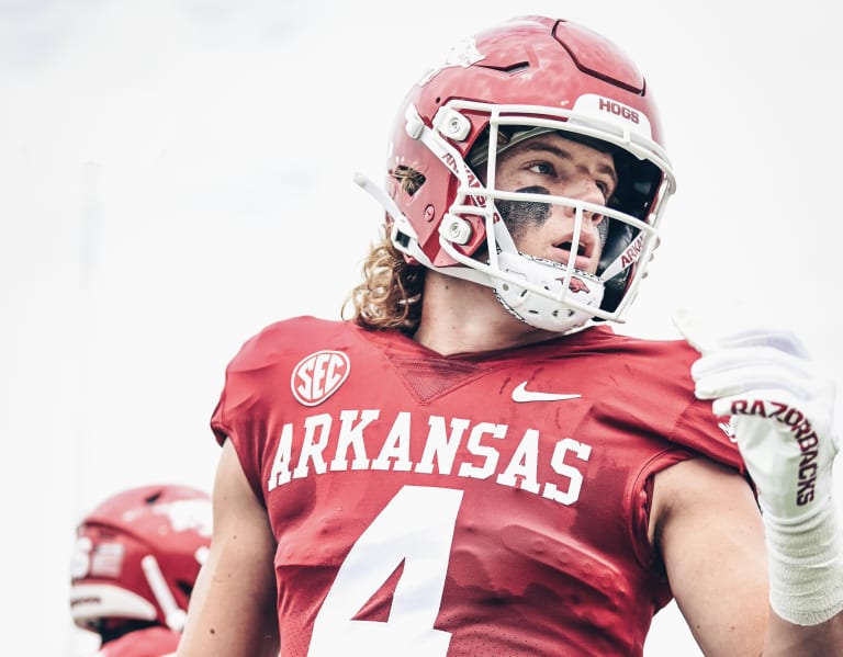 From quarterback to receiver Isaac TeSlaa's path to Arkansas