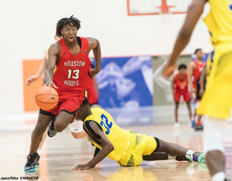 Tyrese Maxey a candidate for Nike EYBL MVP