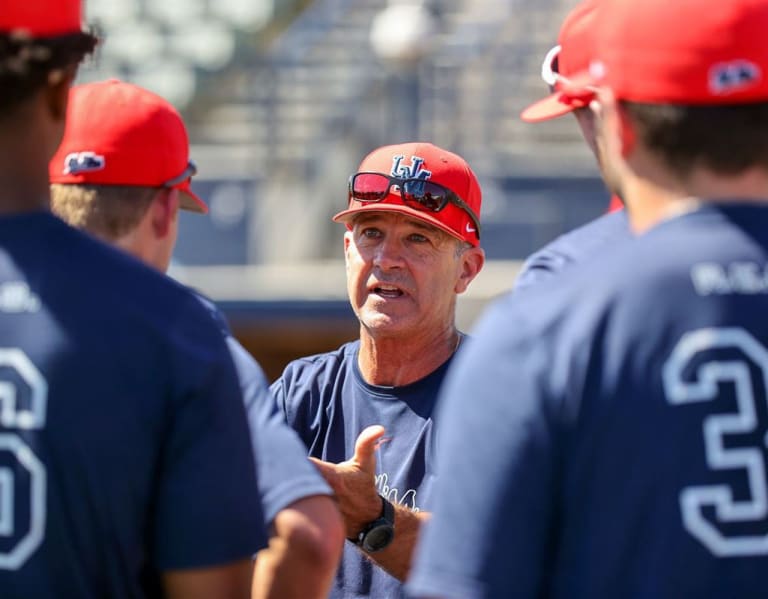 Ole Miss extends Mike Bianco in midst of LSU coaching search