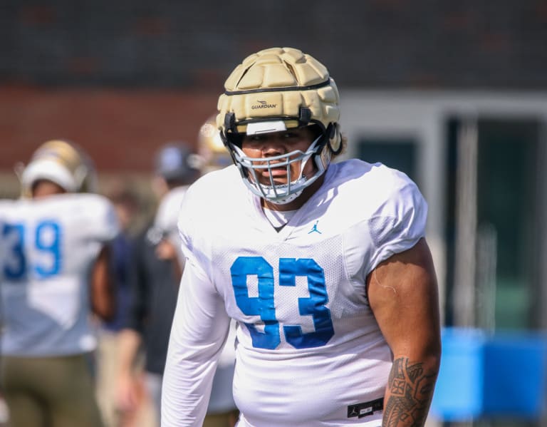 UCLA DT Jay Toia announces transfer portal entry