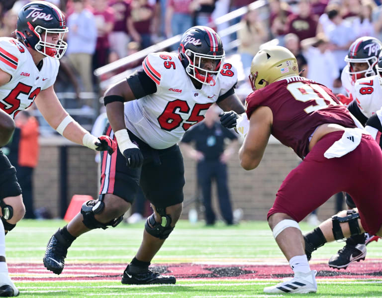 South Carolina Adds OL Rodney Newsom Jr. To The Portal Class