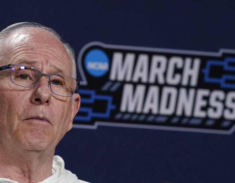 Video Jim Larranaga Sounds Off About Nil At Elite Eight Press