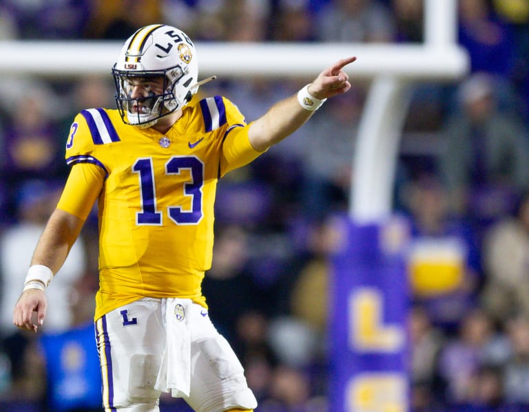 Garrett Nussmeier will return to LSU in 2025