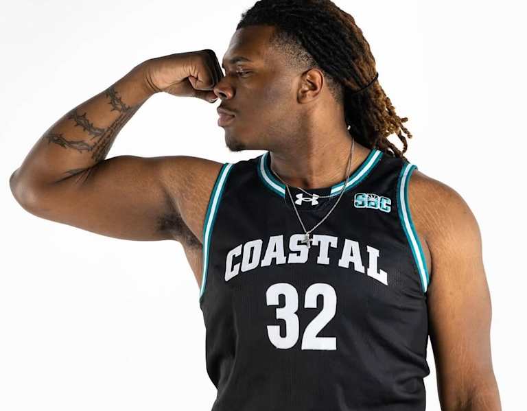 Derrick Green pledges to Coastal Carolina