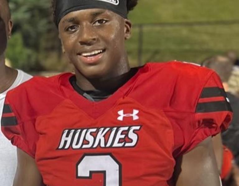 Kentucky lands RB Delvecchio Alston II