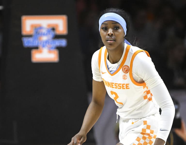 VolReport  –  Lady Vols dismantle Arkansas behind strong start