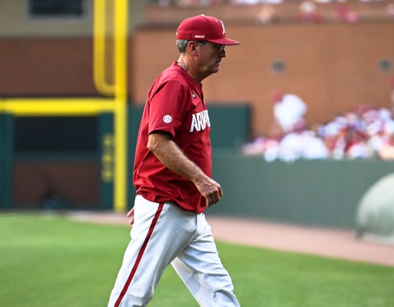 Razorbacks Eye Division Title in Final Series of Regular Season