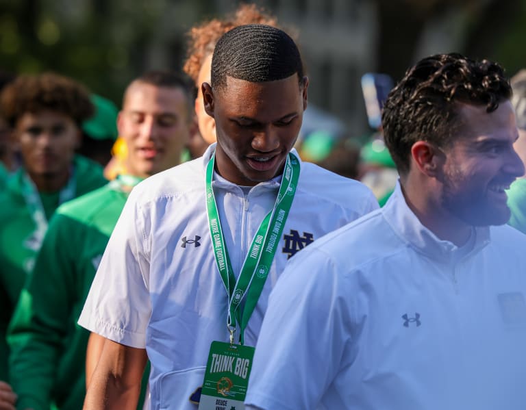 Chat Transcript: How much talent is too much in the Notre Dame QB room?
