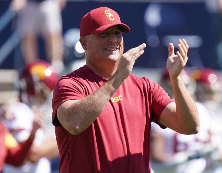 TrojanSports  -  Clay Helton expects USC roster 'to be in a good spot come Sunday'