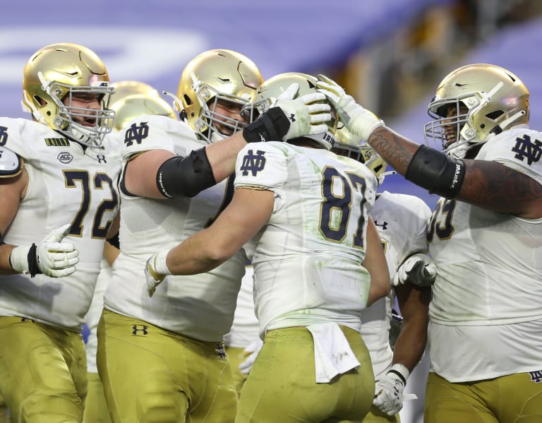 This Notre Dame Football Player Is Most Likely To Win An Individual Award