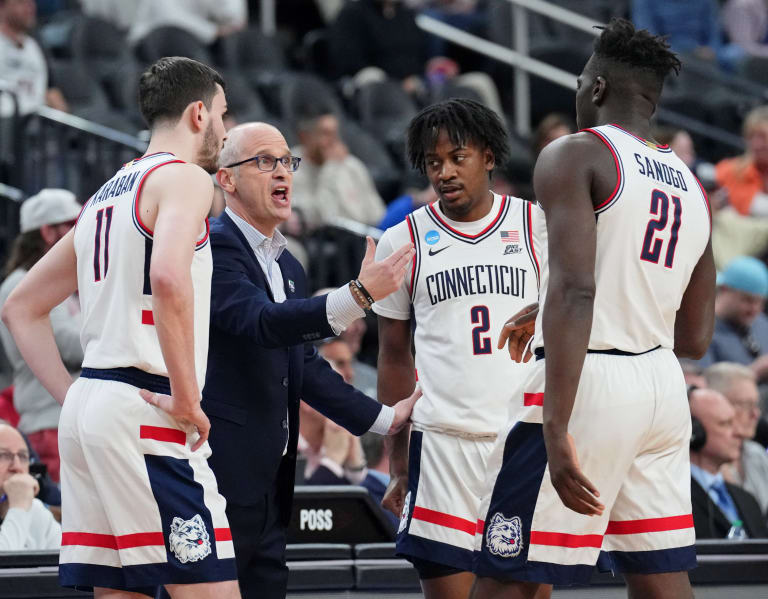 Uconn Basketball Hc Danny Hurley Previews Elite 8 Matchup Vs Gonzaga 