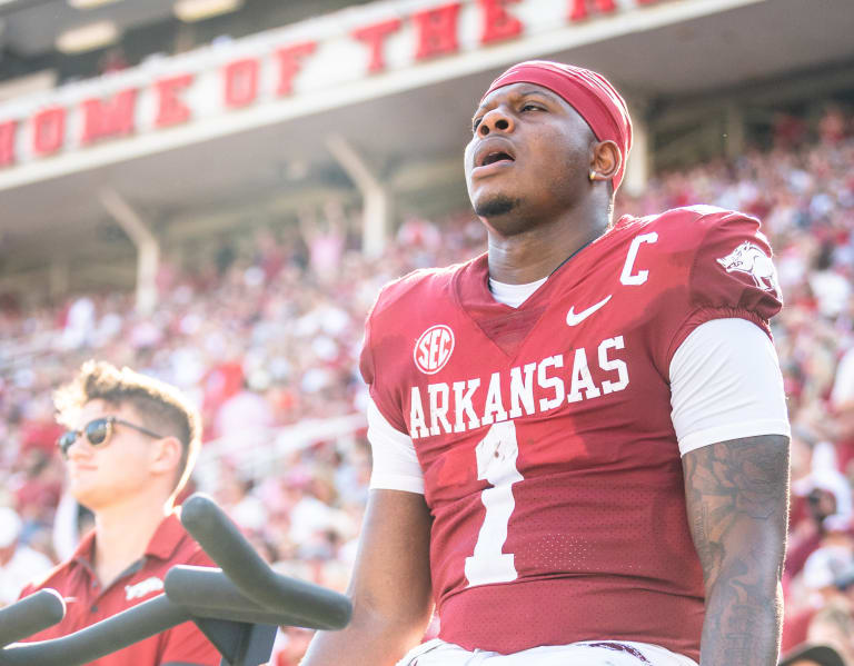 KJ Jefferson primed to rewrite Arkansas Razorbacks football record