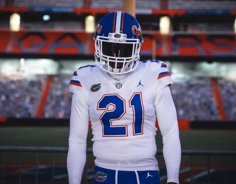 Florida Gators wearing blue helmets at Tennessee