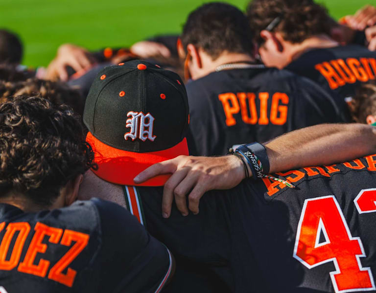 Miami Baseball: Canes fall to crosstown Panthers in extras