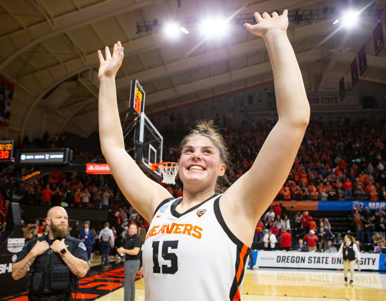 OUInsider  –  OU women’s basketball lands top transfer player Raegan Beers