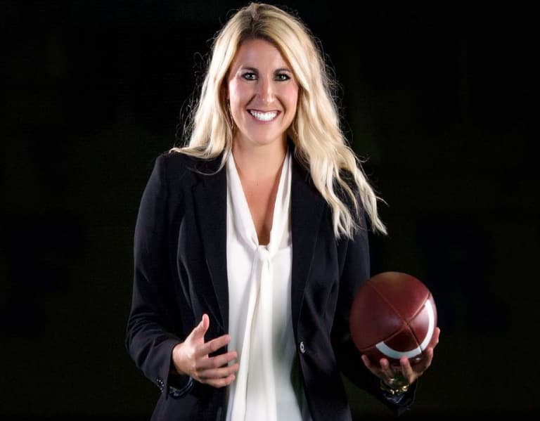 Annie Hanson driving the OU recruiting bus - OUInsider: Oklahoma ...