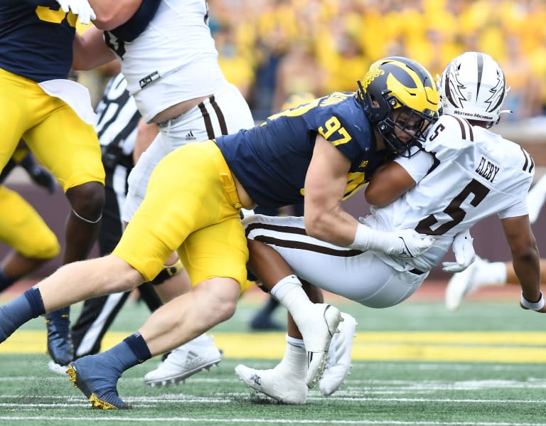 Michigan football's Aidan Hutchinson and a relentless pursuit of greatness