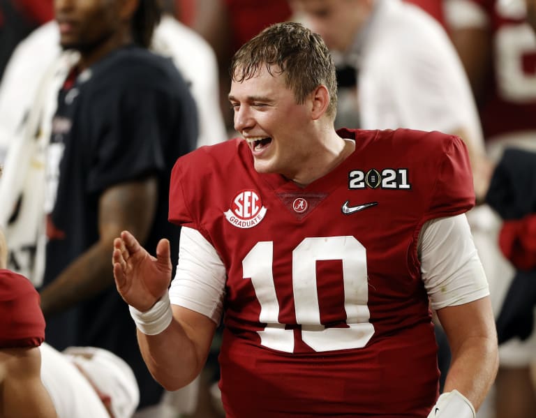 Alabama's Mac Jones, Jaylen Waddle lead players leaving for NFL