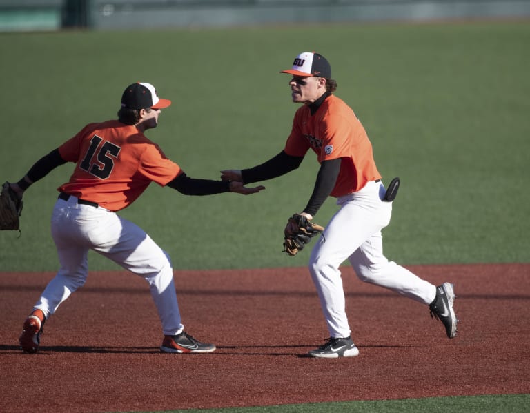 BeaversEdge  –  Oregon State Baseball: Beavers Take G2 vs UCLA 6-4