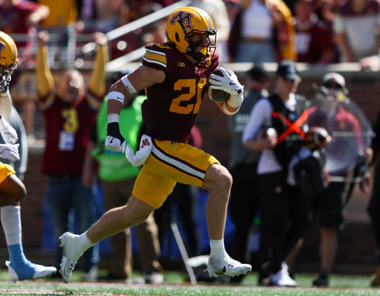 Handing out position grades for Minnesota's win over Rhode Island ...