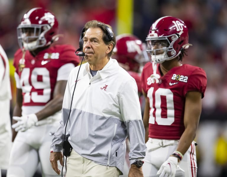 Texas' Arch Manning had trouble telling Nick Saban, Kirby Smart no