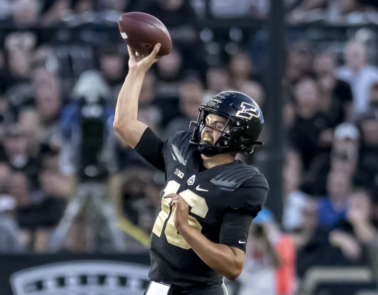 Purdue Football's Horvath, Jefferson Named to 2022 Reese's Senior