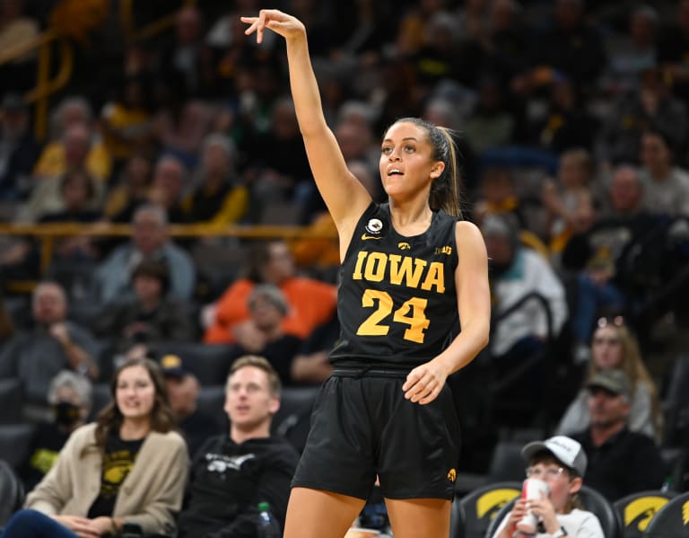 Wbb Tip Time Preview Go Iowa Awesome 9005