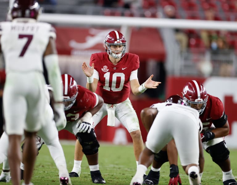 Alabama, Mac Jones on pace for a few national offensive records