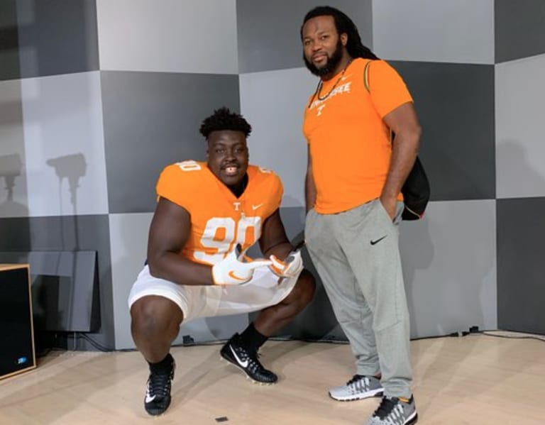 Mammoth 2022 DT Jaheim Oatis Talks Camping At Tennessee - Rivals.com