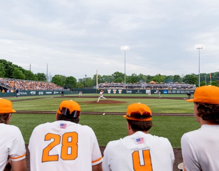 VOLS WIN! VOLS WIN! - DREW GILBERT WALKS IT OFF IN THE 11TH! Drew