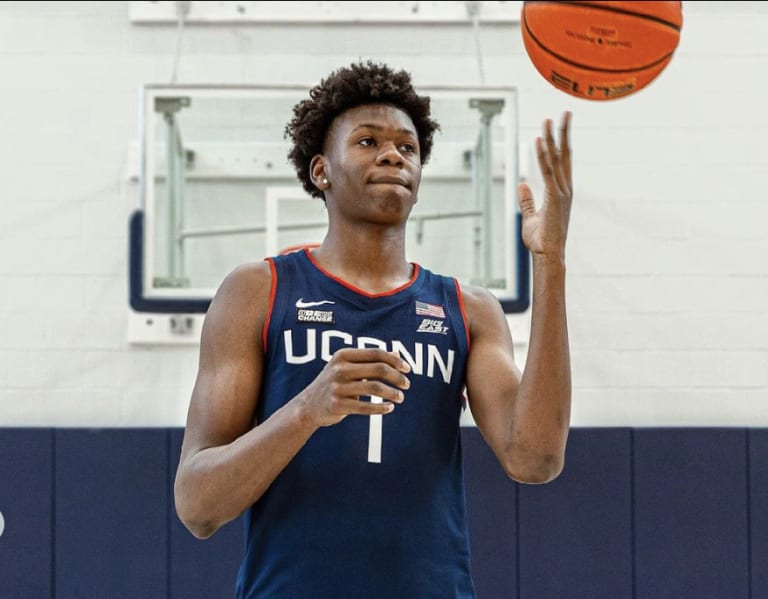 UConn Basketball Targets in 2025/2025 Classes See Early AAU Impact