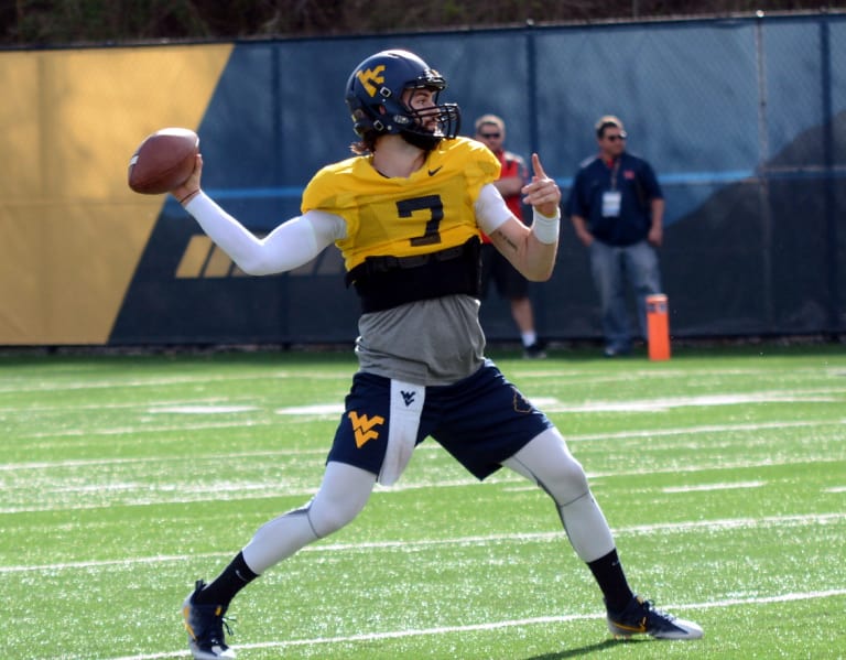 Looking At The Wvu Quarterback Spot Now And In The Future - Ouinsider