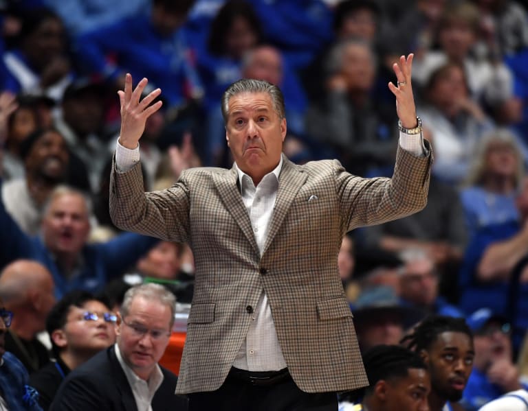 Arkansas Razorbacks basketball hires Kentucky's John Calipari as next ...