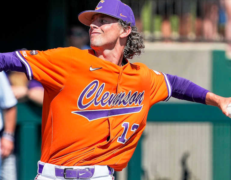 No. 12 Clemson falls to No. 3 North Carolina 14-4 in ACC Title game