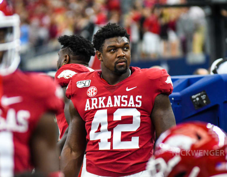 Razorback defensive tackle Jonathan Marshall declares for 2021 NFL