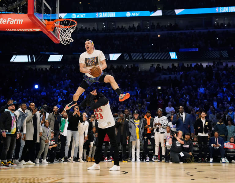 pat connaughton dunk