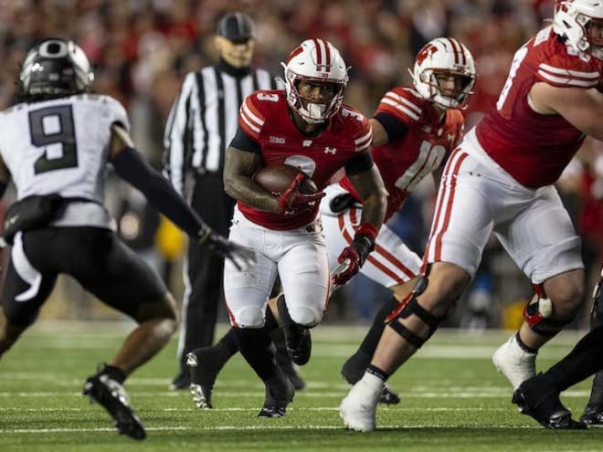 Offensive Snap Count Breakdown: Wisconsin vs. Oregon