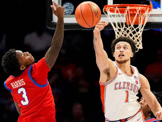 Chase Hunter's game-high 21 points lead No. 10 Clemson past SMU 57-54