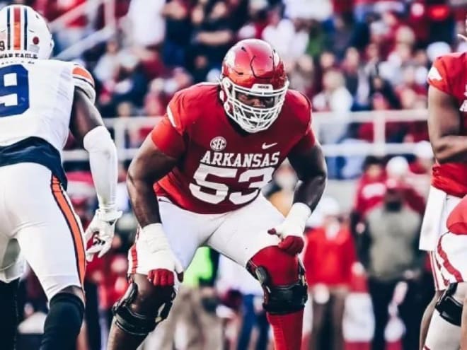 West Virginia adds Arkansas OL transfer Crawford