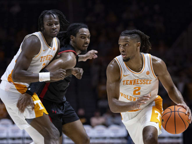 Tennessee vs. Louisville: Game information, lineups, notes