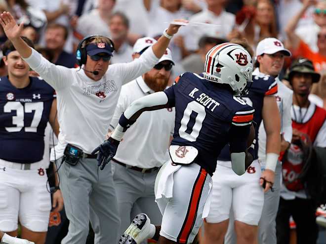 Houston DB transfer Keionte Scott commits to Miami