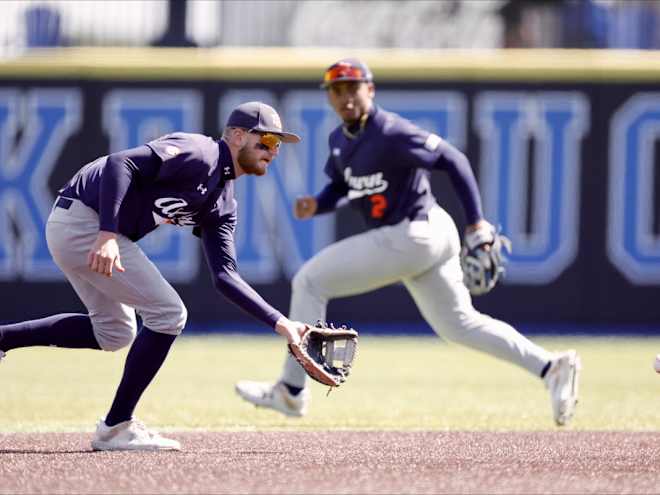 Irish powers AU to extra-inning win