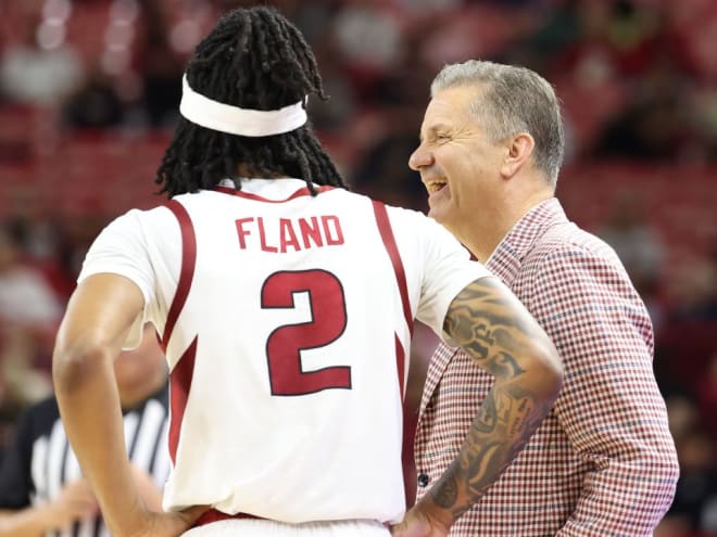 Arkansas basketball holds steady in AP Top 25