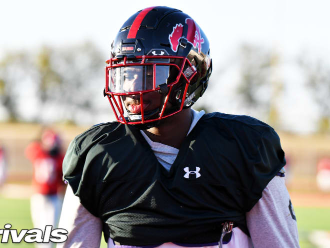 After decommitment, who's in play for four-star DE Princely Umanmielen?
