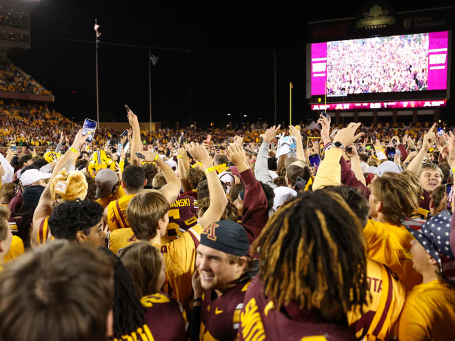 Darius Taylor, Gophers pass defense leads to 24-17 upset of No. 11 USC