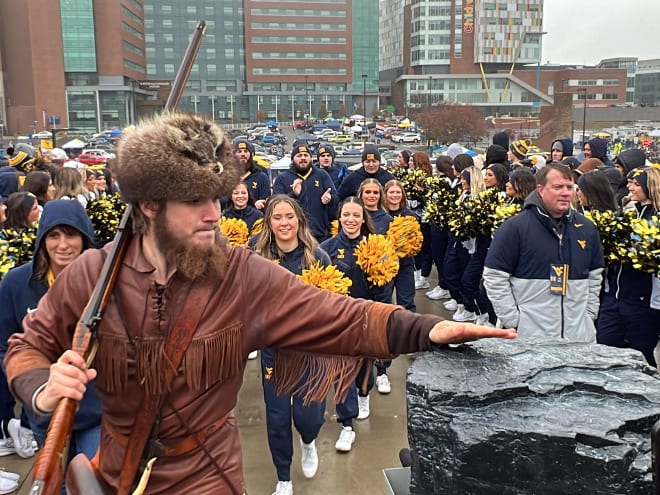 WVU takes part in Mountaineer Mantrip ahead of UCF game