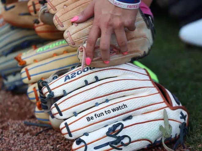 No. 3 Softball Shatters Single-Game Records In 24-3 Win Over Iowa State