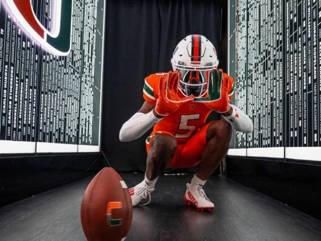 The 2024 Class: Wide Receiver Ny Carr signs with Miami